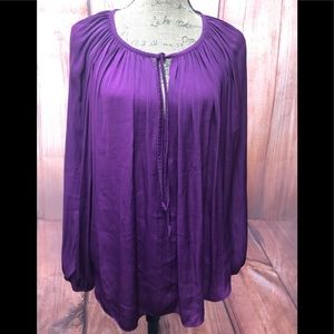 Jennifer Lopez xl wine colored top